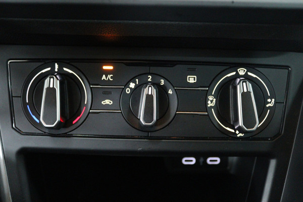 Volkswagen Polo 1.0 TSI Life (CARPLAY, PARKEERSENSOREN, CRUISE CONTROL ADAPTIEF)