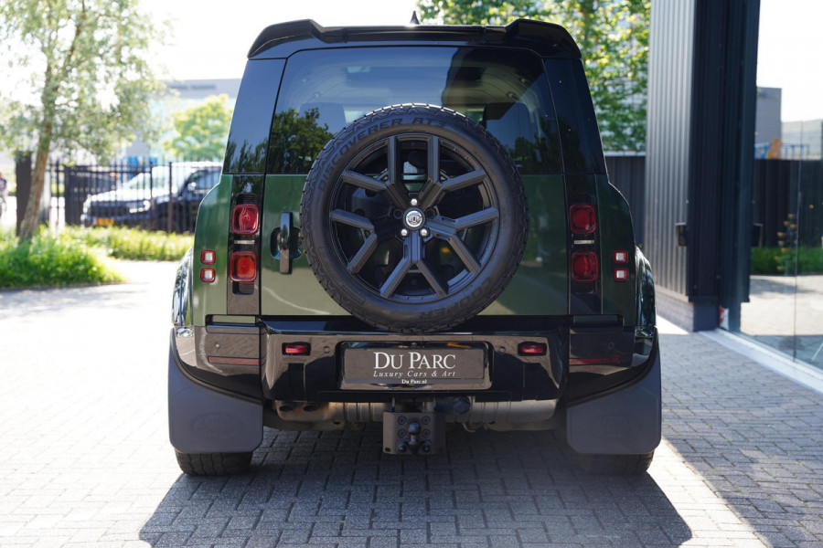 Land Rover Defender 110 / FULL URBAN PACK / Meridian / Panoramadak