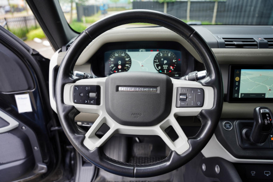 Land Rover Defender 110 3.0 D250 110 HSE GERESERVEERD