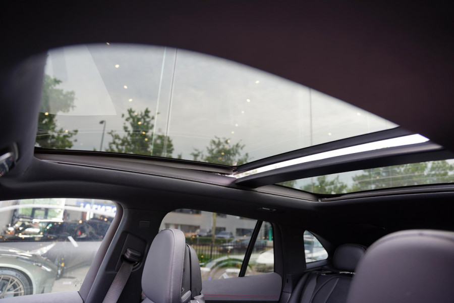 Mercedes-Benz EQE 500 4Matic AMG Line 91 kWh / Nw. Pr. 142K / Panoramadak / Burmester