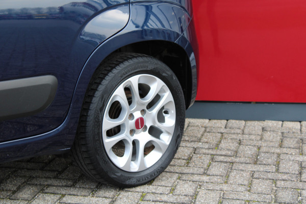 Fiat Panda TwinAir Tech | Trekhaak | Lichtmetalen velgen | Bluetooth