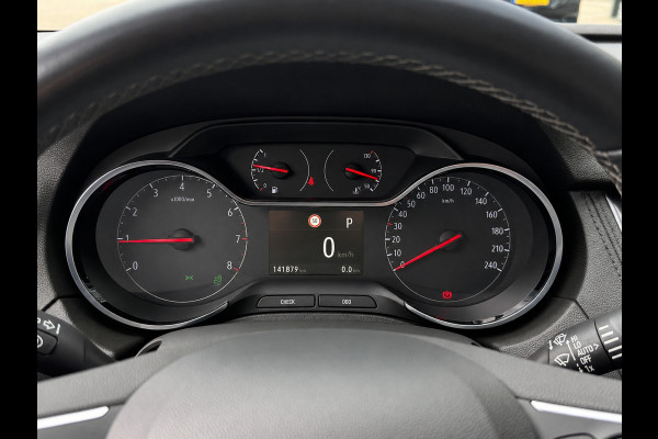 Opel Grandland X 1.2 Turbo Innovation - AUTOMAAT I Navigatie / Apple CarPlay I Airco I LED I PDC I Sport velgen I