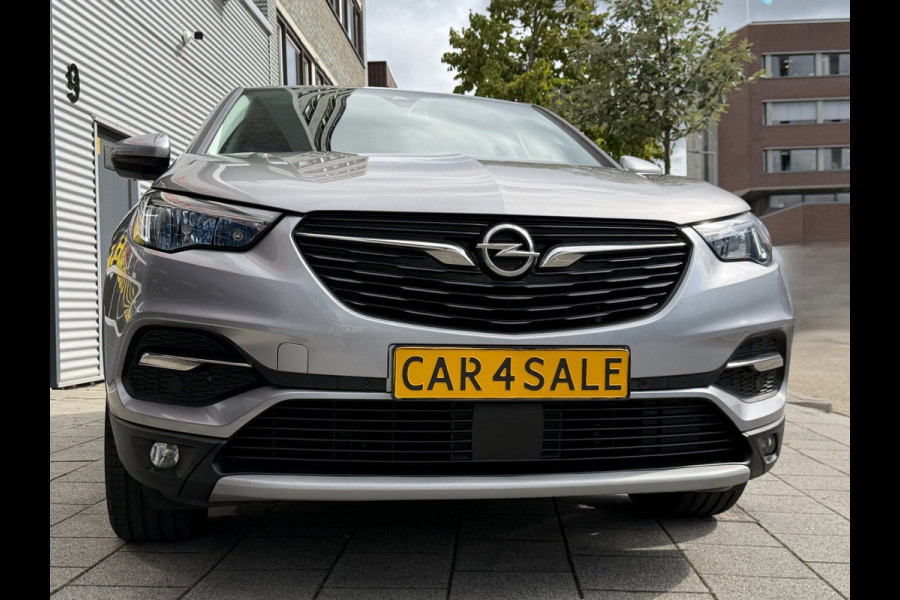 Opel Grandland X 1.2 Turbo Innovation - AUTOMAAT I Navigatie / Apple CarPlay I Airco I LED I PDC I Sport velgen I
