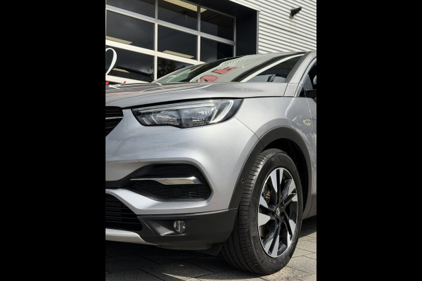 Opel Grandland X 1.2 Turbo Innovation - AUTOMAAT I Navigatie / Apple CarPlay I Airco I LED I PDC I Sport velgen I