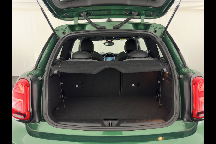MINI 3-deurs 1.5 One Business Edition (INCL.BTW) Aut. *LEATHER-FABRIC | FULL-LED | NAVI-FULLMAP | SPORT-SEATS | AMBIENT-LIGHT | DIGI-COCKPIT | PRIVACY-GLASS | DAB+ | ECC | PDC | CRUISE | 16''ALU*