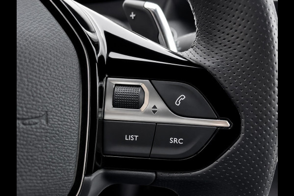 Peugeot 208 1.2 PureTech Allure pack Automaat Navigatie Apple CarPlay Android Auto Parkeerhulp Cruise control Climate control Lichtmetalen velgen