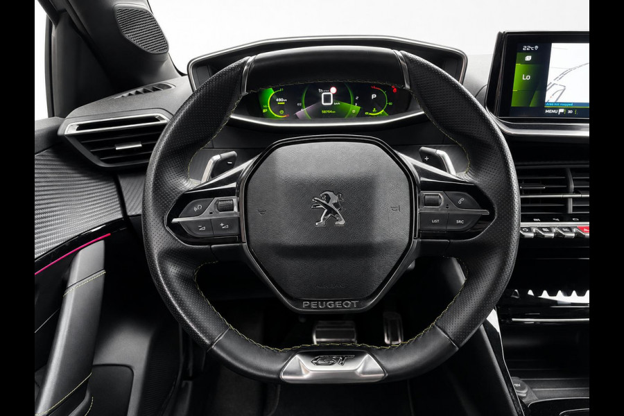 Peugeot 208 1.2 PureTech Allure pack Automaat Navigatie Apple CarPlay Android Auto Parkeerhulp Cruise control Climate control Lichtmetalen velgen