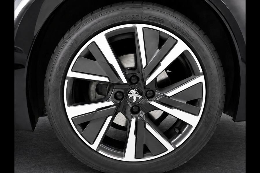 Peugeot 208 1.2 PureTech Allure pack Automaat Navigatie Apple CarPlay Android Auto Parkeerhulp Cruise control Climate control Lichtmetalen velgen