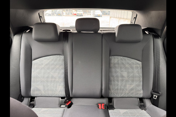 Volkswagen ID.3 Life 58 kWh | SOH: 95,1% | LED | 18"LM | Adaptive CC | Navi | Climate | Stoelverwarming |