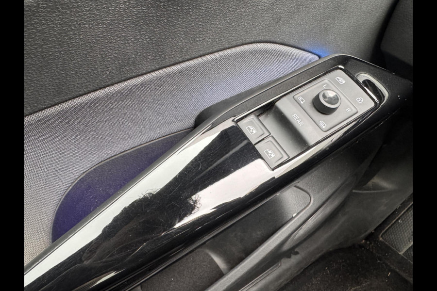 Volkswagen ID.3 Life 58 kWh | SOH: 95,1% | LED | 18"LM | Adaptive CC | Navi | Climate | Stoelverwarming |