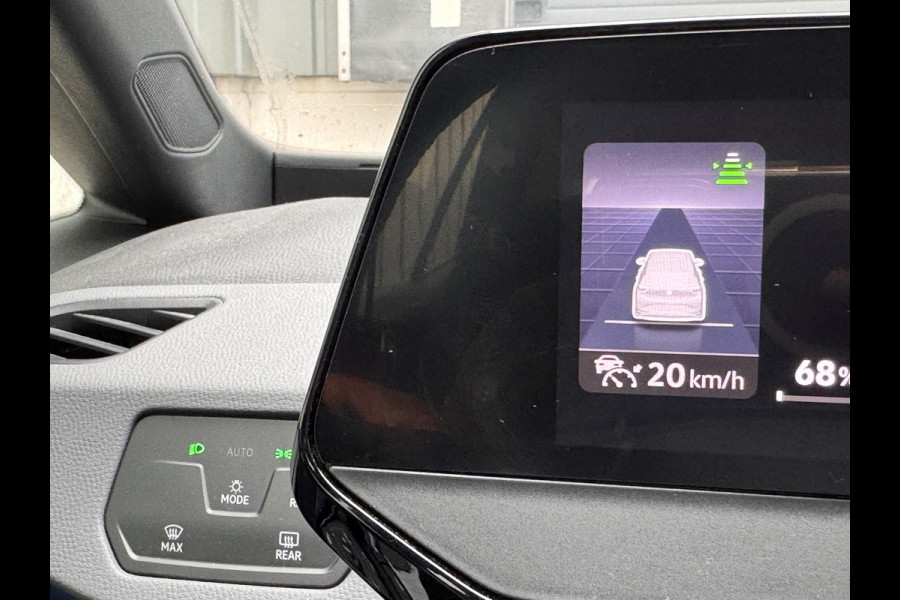 Volkswagen ID.3 Life 58 kWh | SOH: 95,1% | LED | 18"LM | Adaptive CC | Navi | Climate | Stoelverwarming |