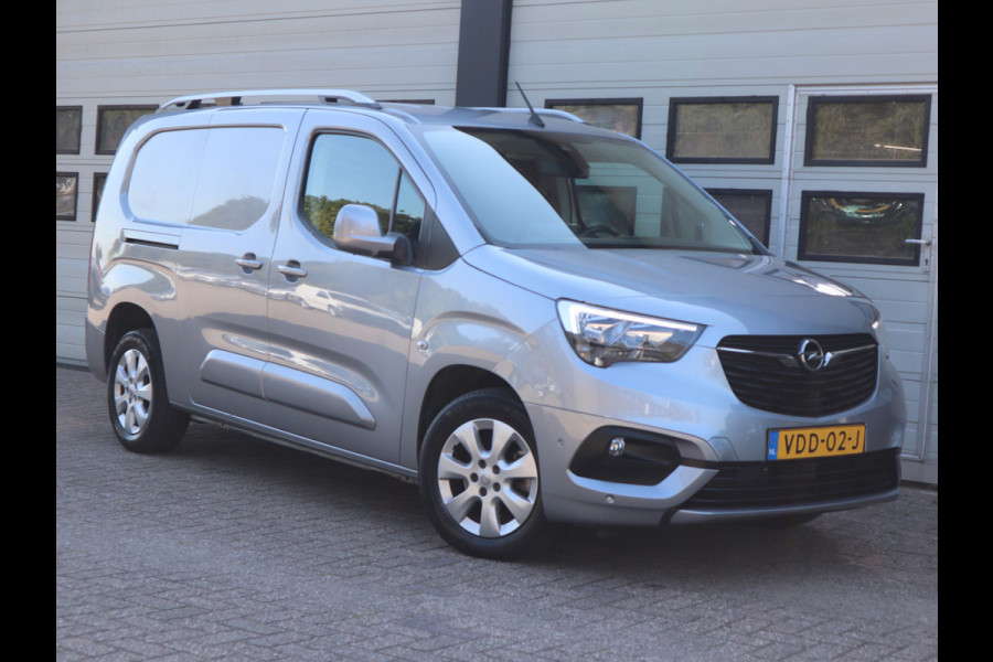 Opel Combo 1.5D 131pk Automaat Euro 6 Lang L2 - Airco - Camera - Cruise - Trekhaak