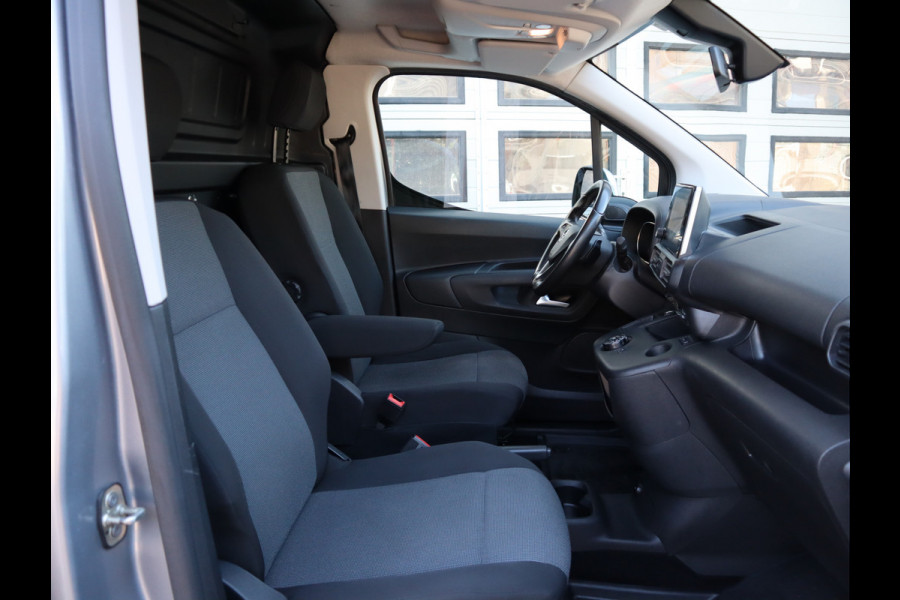Opel Combo 1.5D 131pk Automaat Euro 6 Lang L2 - Airco - Camera - Cruise - Trekhaak