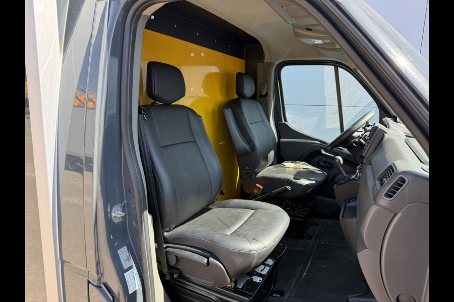 Renault Master Plancher T35 2.3 DCI 150PK Lowliner Bakwagen Airco Cruise Control Camera Foodtruck Meubelbak Paardenwagen