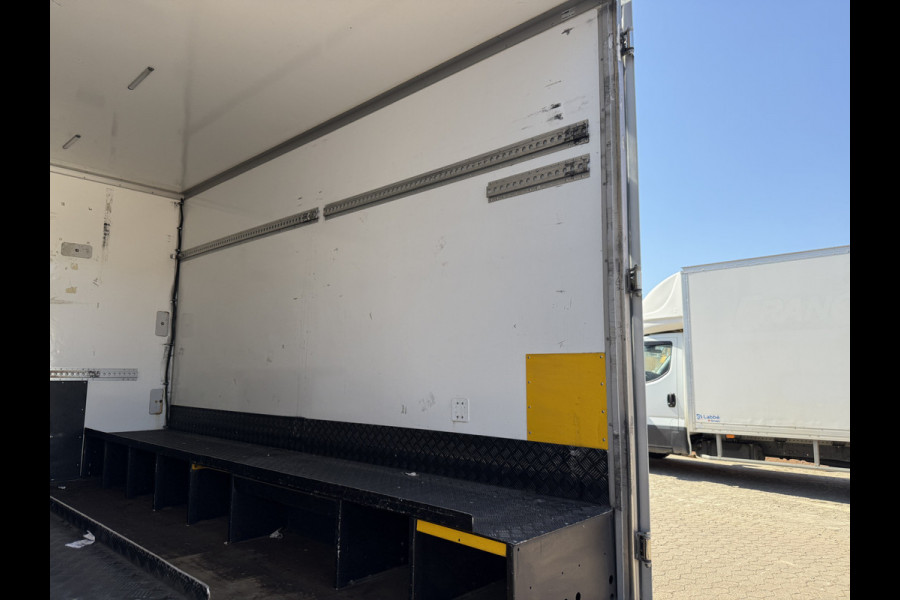 Renault Master Plancher T35 2.3 DCI 150PK Lowliner Bakwagen Airco Cruise Control Camera Foodtruck Meubelbak Paardenwagen