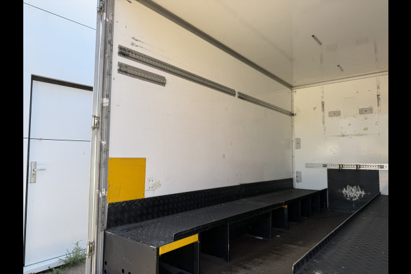 Renault Master Plancher T35 2.3 DCI 150PK Lowliner Bakwagen Airco Cruise Control Camera Foodtruck Meubelbak Paardenwagen