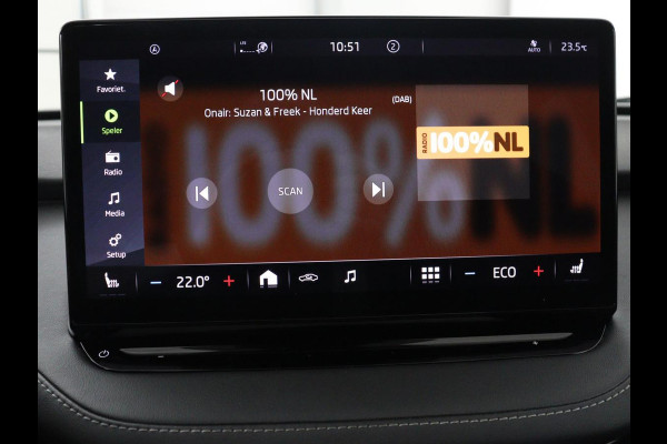 Škoda Enyaq iV 80 Business Edition | SOH 93,6% | Panoramadak | Leder/alcantara | Memory | Stuur/stoel verwarming | Adaptive cruise | Carplay | Sfeerverlichting | Camera | Park assist | Trekhaak