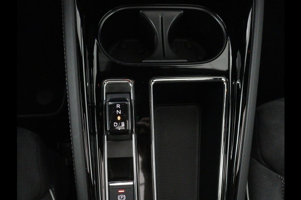 Škoda Enyaq iV 80 Business Edition | SOH 93,6% | Panoramadak | Leder/alcantara | Memory | Stuur/stoel verwarming | Adaptive cruise | Carplay | Sfeerverlichting | Camera | Park assist | Trekhaak