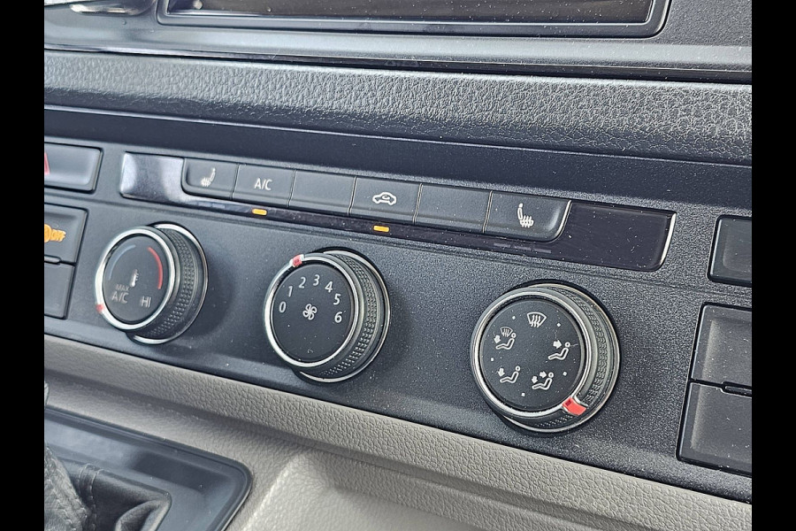 Volkswagen Crafter 30 2.0 TDI L3H2 Highline Cruise control, Airco, Pdc, Carplay, Navi, Camera, Stoelverwarming, DSG autom, Trekhaak