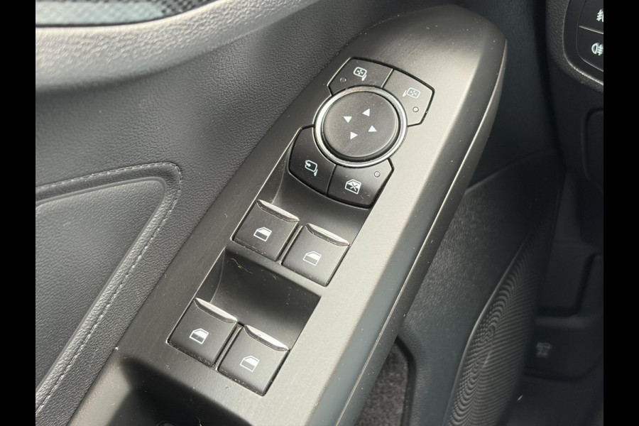 Ford Focus 1.0 EcoBoost ST Line Business 2e Eigenaar l Navi l Clima l Cruise l 125pk l Keyless l Pdc V+A l 18 '' Lmv  l N.A.P l Apk tot 02-2028