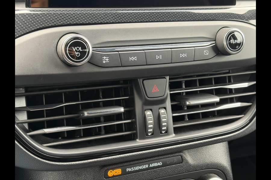 Ford Focus 1.0 EcoBoost ST Line Business 2e Eigenaar l Navi l Clima l Cruise l 125pk l Keyless l Pdc V+A l 18 '' Lmv  l N.A.P l Apk tot 02-2028