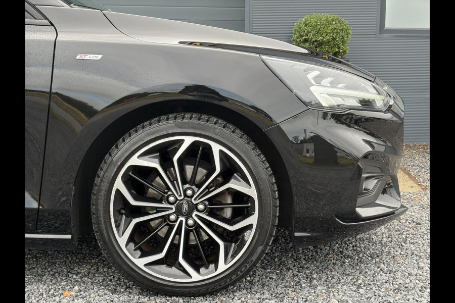 Ford Focus 1.0 EcoBoost ST Line Business 2e Eigenaar l Navi l Clima l Cruise l 125pk l Keyless l Pdc V+A l 18 '' Lmv  l N.A.P l Apk tot 02-2028