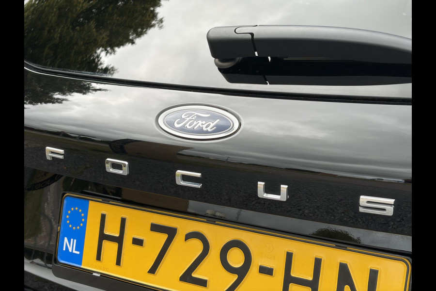 Ford Focus 1.0 EcoBoost ST Line Business 2e Eigenaar l Navi l Clima l Cruise l 125pk l Keyless l Pdc V+A l 18 '' Lmv  l N.A.P l Apk tot 02-2028