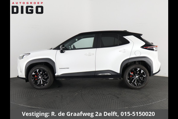 Toyota Yaris Cross 1.5 HYBRIDE BLACK & WHITE AUTOMAAT GARANTIE 3-2034 LM VELGEN. CARPLAY NAVI.ADAPTIEVE CRUISE CONTROLL
