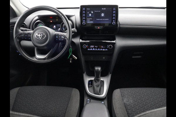 Toyota Yaris Cross 1.5 HYBRIDE BLACK & WHITE AUTOMAAT GARANTIE 3-2034 LM VELGEN. CARPLAY NAVI.ADAPTIEVE CRUISE CONTROLL
