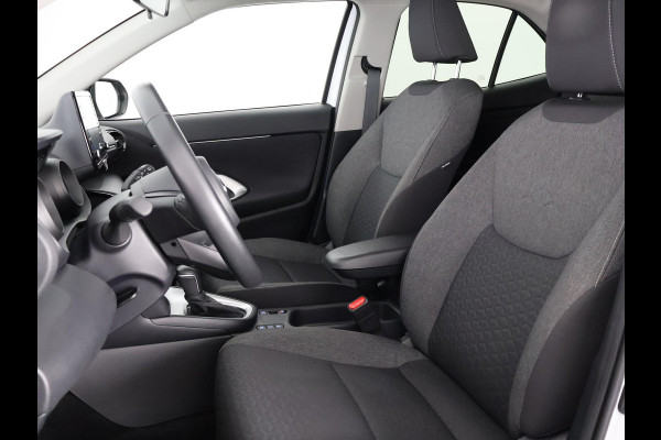 Toyota Yaris Cross 1.5 HYBRIDE BLACK & WHITE AUTOMAAT GARANTIE 3-2034 LM VELGEN. CARPLAY NAVI.ADAPTIEVE CRUISE CONTROLL