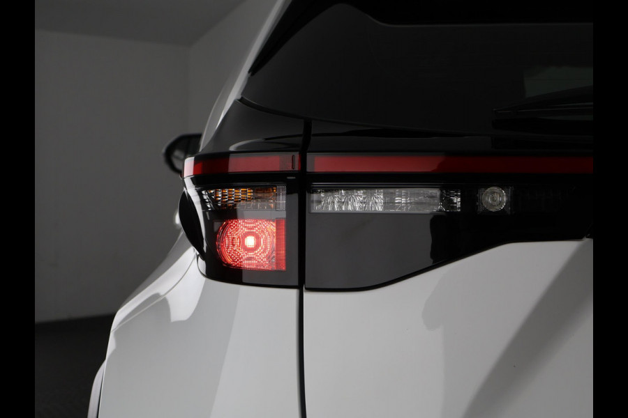 Toyota Yaris Cross 1.5 HYBRIDE BLACK & WHITE AUTOMAAT GARANTIE 3-2034 LM VELGEN. CARPLAY NAVI.ADAPTIEVE CRUISE CONTROLL