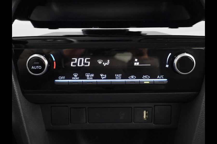 Toyota Yaris Cross 1.5 HYBRIDE BLACK & WHITE AUTOMAAT GARANTIE 3-2034 LM VELGEN. CARPLAY NAVI.ADAPTIEVE CRUISE CONTROLL