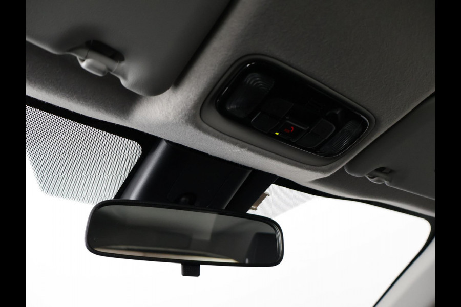 Toyota Yaris Cross 1.5 HYBRIDE BLACK & WHITE AUTOMAAT GARANTIE 3-2034 LM VELGEN. CARPLAY NAVI.ADAPTIEVE CRUISE CONTROLL