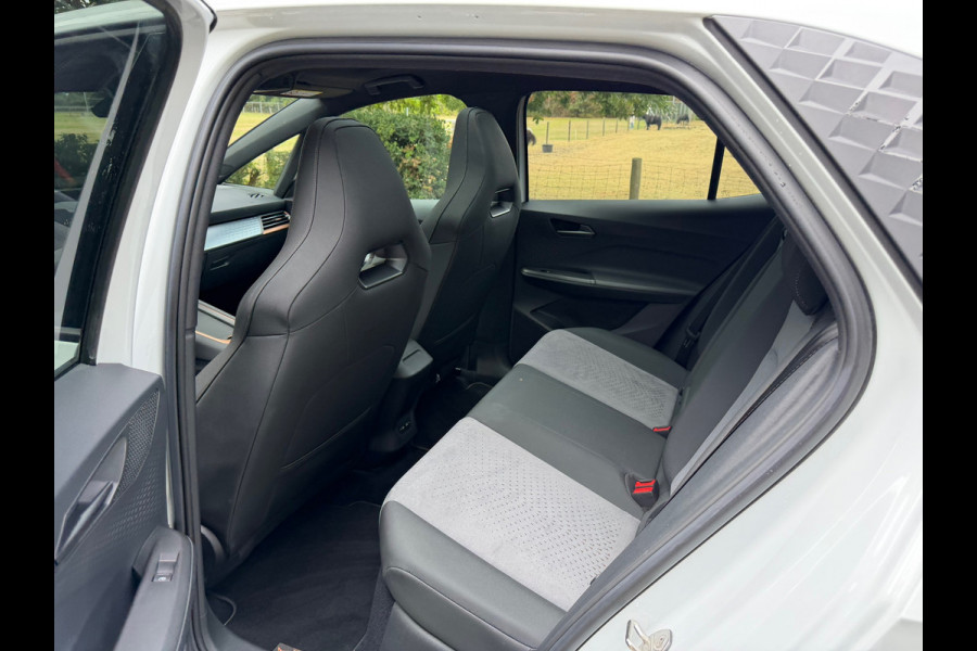 CUPRA Born Copper Edition One 62 kWh| 86% SOH | PANO | BTW
