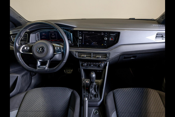 Volkswagen Polo 1.0 TSI Highline Business R 110pk / Panoramadak / Beats audio / Achteruitrijcamera / Stoelverwarming / Cruise control adaptief / Navigatie / Apple carplay /