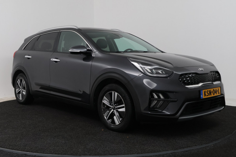 Kia Niro 1.6 GDi Hybrid ExecutiveLine (STOEL/STUUR VERWARMING, CRUISE ADAPTIEF, CAMERA, NAVIGATIE)