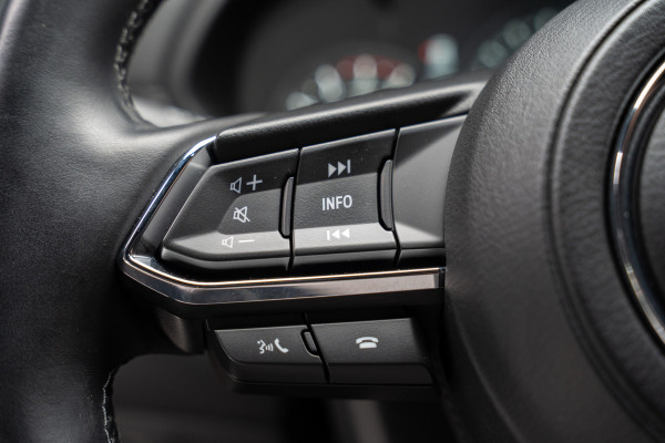 Mazda CX-5 2.5 SkyActiv-G 194 HUD Leder Bose 360 ° Memory seats Navi Matrix LED PDC Stuur- & stoelverwarming Elektr. bedienbare achterklep Climate C. Cruise C. LM velgen BTW auto!