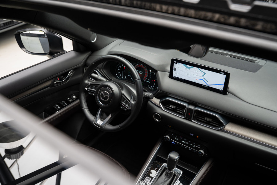 Mazda CX-5 2.5 SkyActiv-G 194 HUD Leder Bose 360 ° Memory seats Navi Matrix LED PDC Stuur- & stoelverwarming Elektr. bedienbare achterklep Climate C. Cruise C. LM velgen BTW auto!