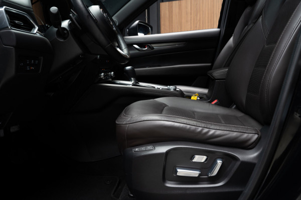 Mazda CX-5 2.5 SkyActiv-G 194 HUD Leder Bose 360 ° Memory seats Navi Matrix LED PDC Stuur- & stoelverwarming Elektr. bedienbare achterklep Climate C. Cruise C. LM velgen BTW auto!