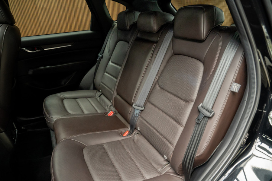 Mazda CX-5 2.5 SkyActiv-G 194 HUD Leder Bose 360 ° Memory seats Navi Matrix LED PDC Stuur- & stoelverwarming Elektr. bedienbare achterklep Climate C. Cruise C. LM velgen BTW auto!