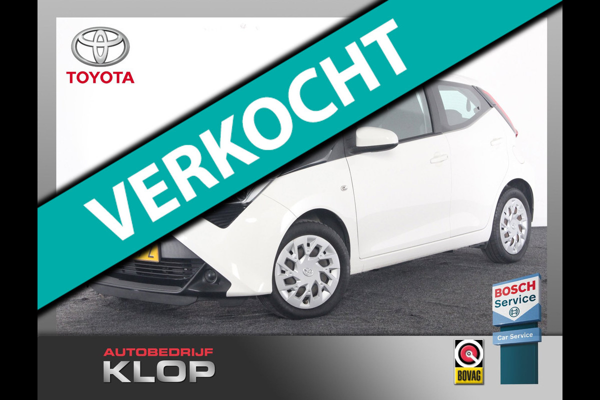 Toyota Aygo 1.0 VVT-i x-play / achteruitrijcamera / groot scherm.