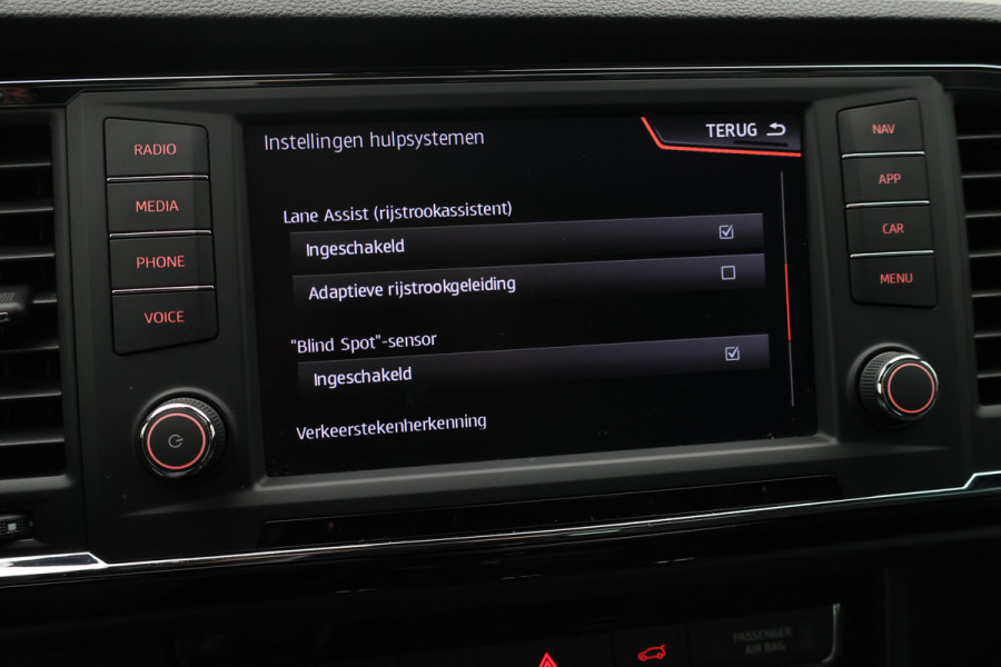 Seat Ateca 1.4 TSI DSG EcoTSI FR 4DRIVE Business Intense 360° Camera, Panoramadak, ACC, Apple Carplay, Stoelverwarming, 18”