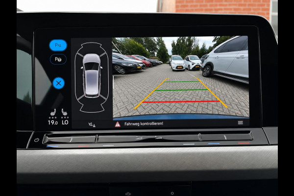 Volkswagen Golf Variant 1.5 eTSI Life Business Automaat Trekhaak Airco ECC Navi Carplay Adaptive Cruise Control Full LED Stoel/stuurwielverwarming PDC VA Camera DAB Virtual Cockpit Privacy Glass