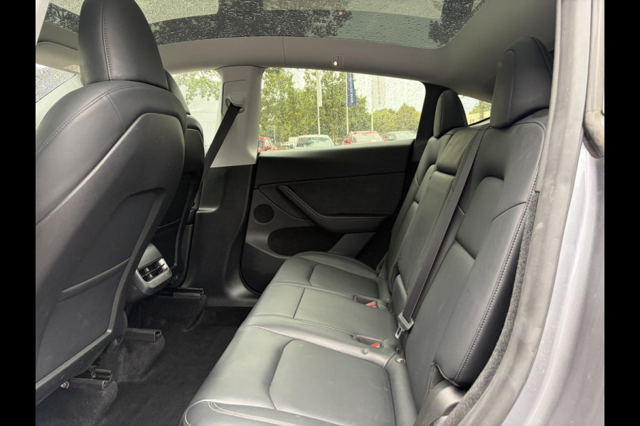 Tesla Model Y Long Range AWD 75 kWh SOH 97%| QUICKSILVER!| TESLA FABRIEKSGARANTIE TOT 05-2027/ 80.000KM | FABRIEKSGARANTIE OP ACCU & AANDRIJFLIJN TOT 2031 OF 192.000 KM |