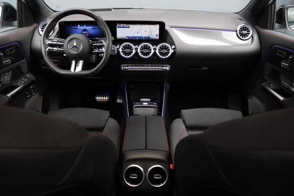 Mercedes-Benz GLA 250 e Star Edition AMG Line | Premium+ | Memory | Panoramadak | Distronic | Surround Camera | HUD | Keyless Go | Augmented Reality | Zitcomfortpakket |