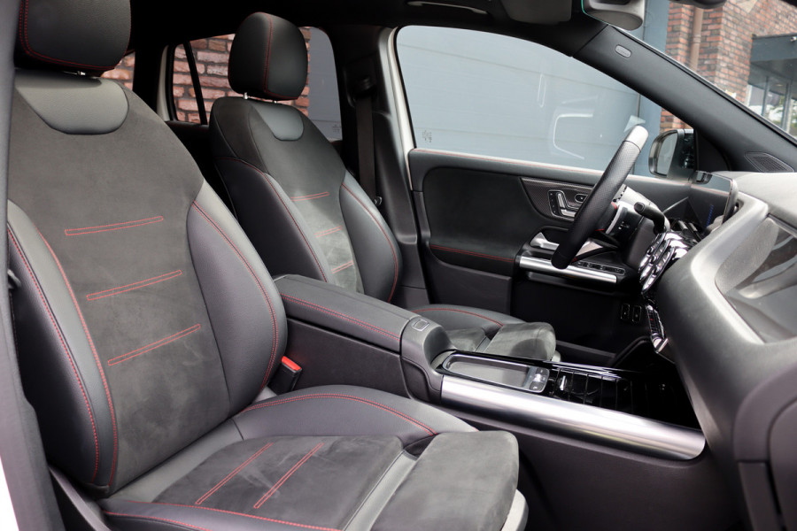 Mercedes-Benz GLA 250 e Star Edition AMG Line | Premium+ | Memory | Panoramadak | Distronic | Surround Camera | HUD | Keyless Go | Augmented Reality | Zitcomfortpakket |