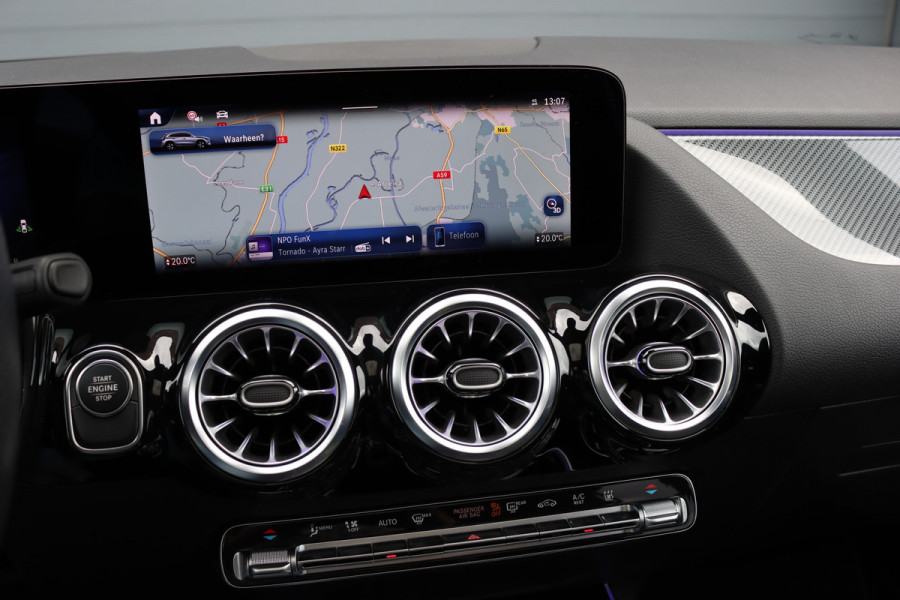 Mercedes-Benz GLA 250 e Star Edition AMG Line | Premium+ | Memory | Panoramadak | Distronic | Surround Camera | HUD | Keyless Go | Augmented Reality | Zitcomfortpakket |