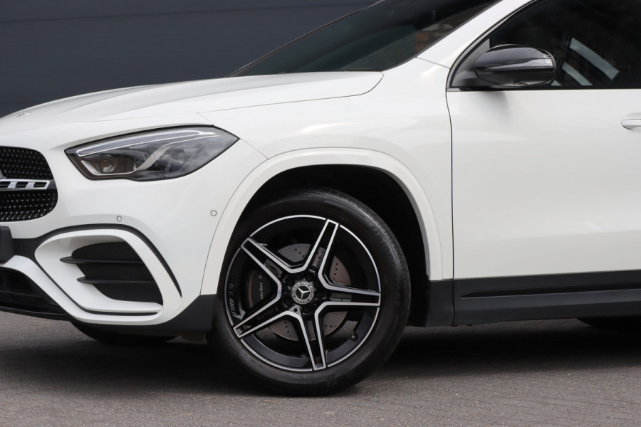 Mercedes-Benz GLA 250 e Star Edition AMG Line | Premium+ | Memory | Panoramadak | Distronic | Surround Camera | HUD | Keyless Go | Augmented Reality | Zitcomfortpakket |