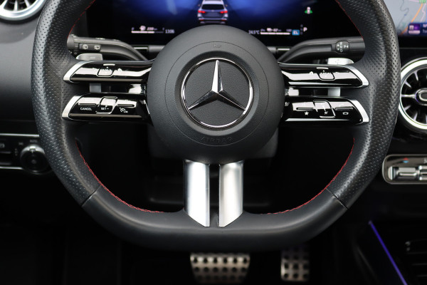 Mercedes-Benz GLA 250 e Star Edition AMG Line | Premium+ | Memory | Panoramadak | Distronic | Surround Camera | HUD | Keyless Go | Augmented Reality | Zitcomfortpakket |