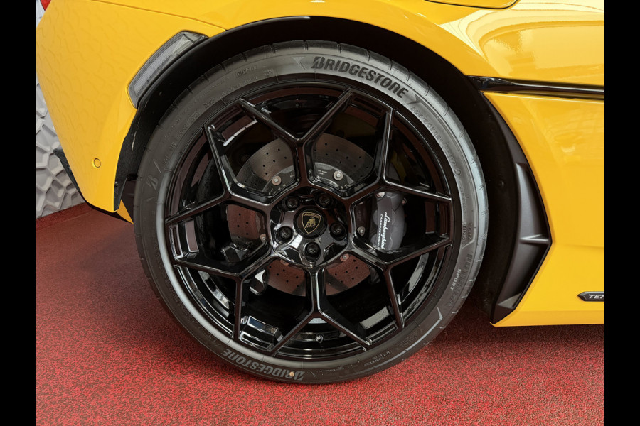 Lamborghini Temerario 4.0 V8 920 PK GIALLO AUGE - LIFT - SONUS - 5 Year Warranty Pass Display - Stoel Verw/Koeling - Style Pack -